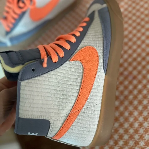 Nike High-Top Sneakers in Blue and Orange BMH blazer